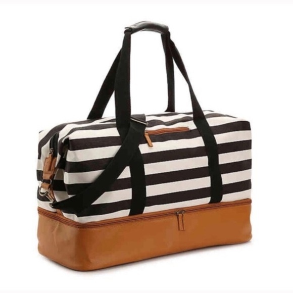 DSW Handbags - NWOT DSW Striped Travel Bag